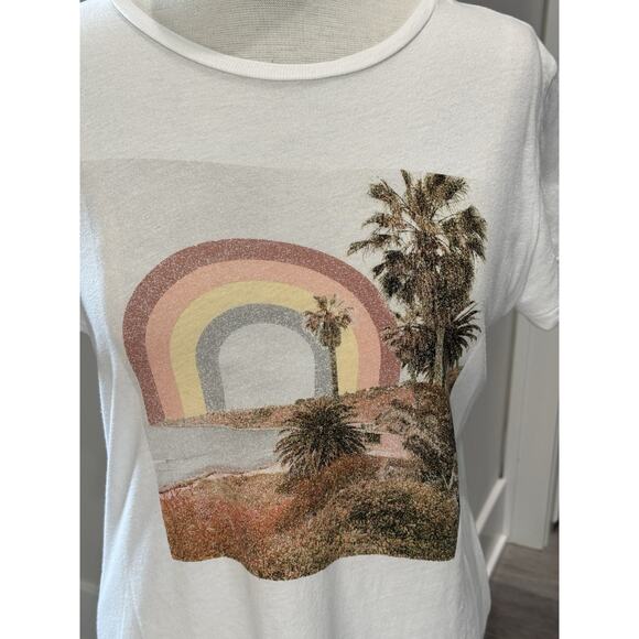 WILDFOX Graphic Tee Women's XS Loose Rainbow Coast T-Shirt Top Beach - Picture 2 of 8